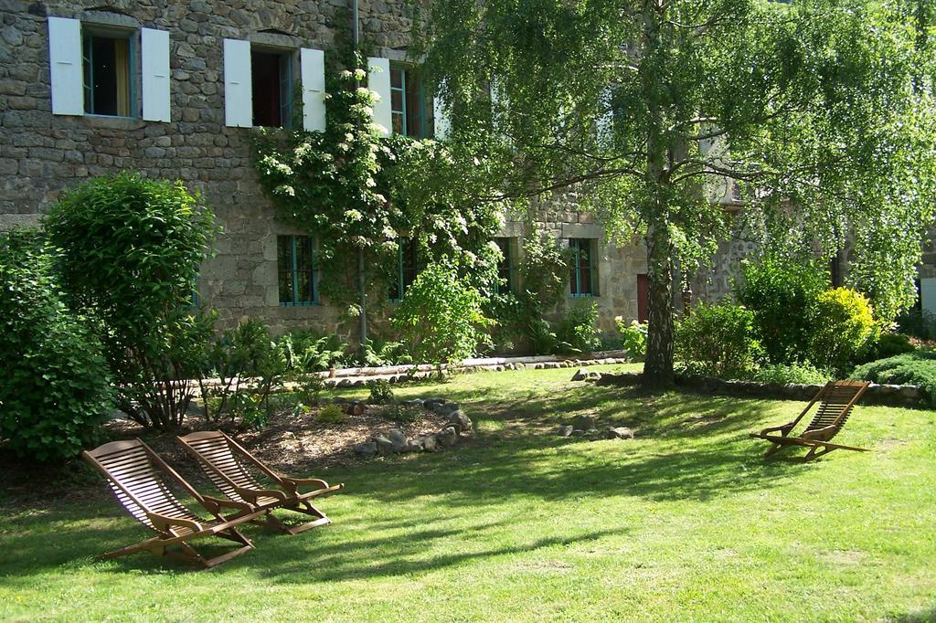 Salomony Chambre D'Hotes Marcols-les-Eaux Ngoại thất bức ảnh